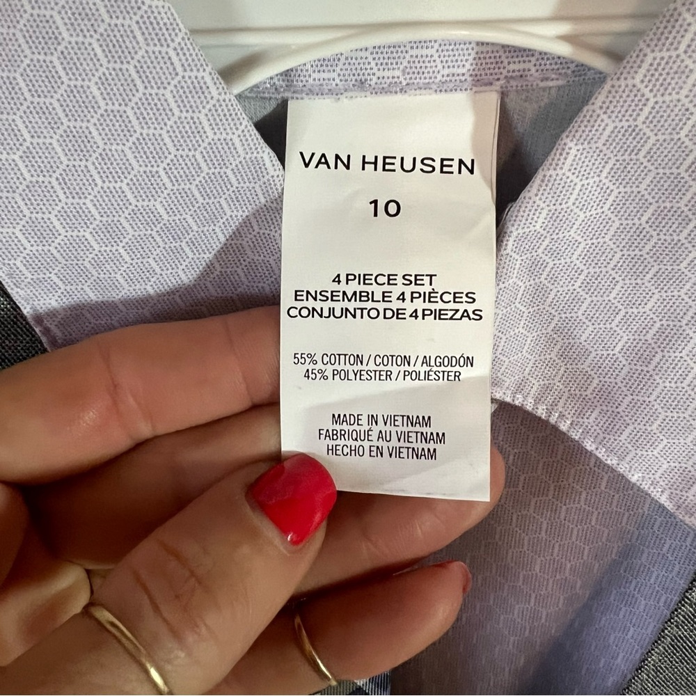 VAN HUESEN BOYS SUIT - Picture 6 of 6